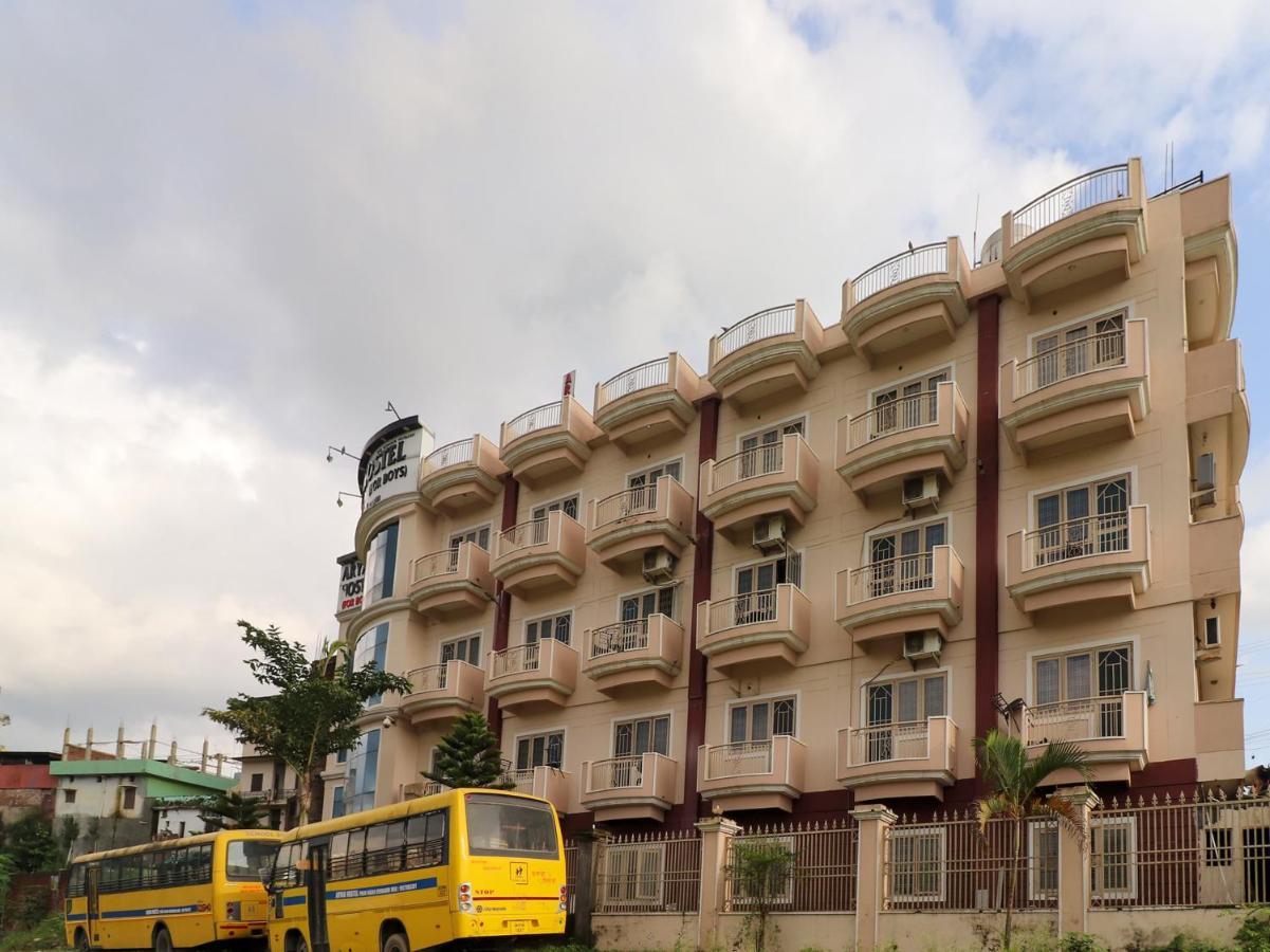 Spot On 82236 Aryan Home Stay Jhājra Dış mekan fotoğraf